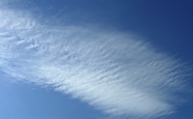 Jak rozpoznać chmurę Cirrostratus?