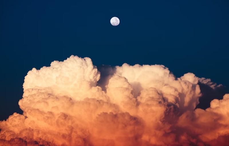 Jak rozpoznać chmurę typu Cumulonimbus?