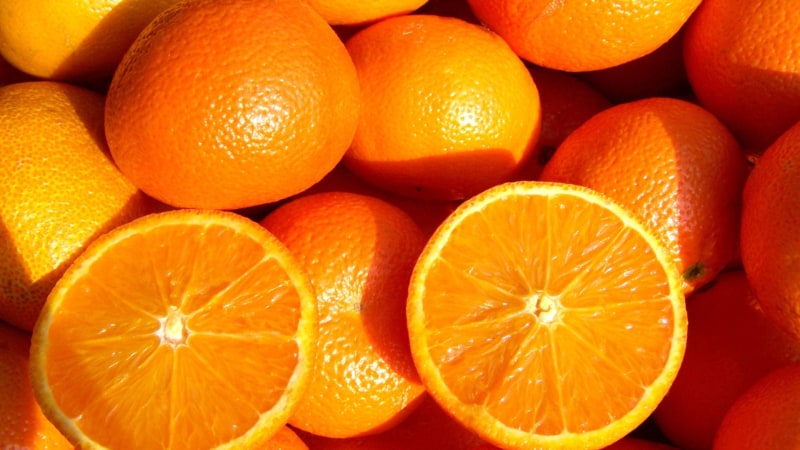 Hoeveel kcal bevat een sinaasappel